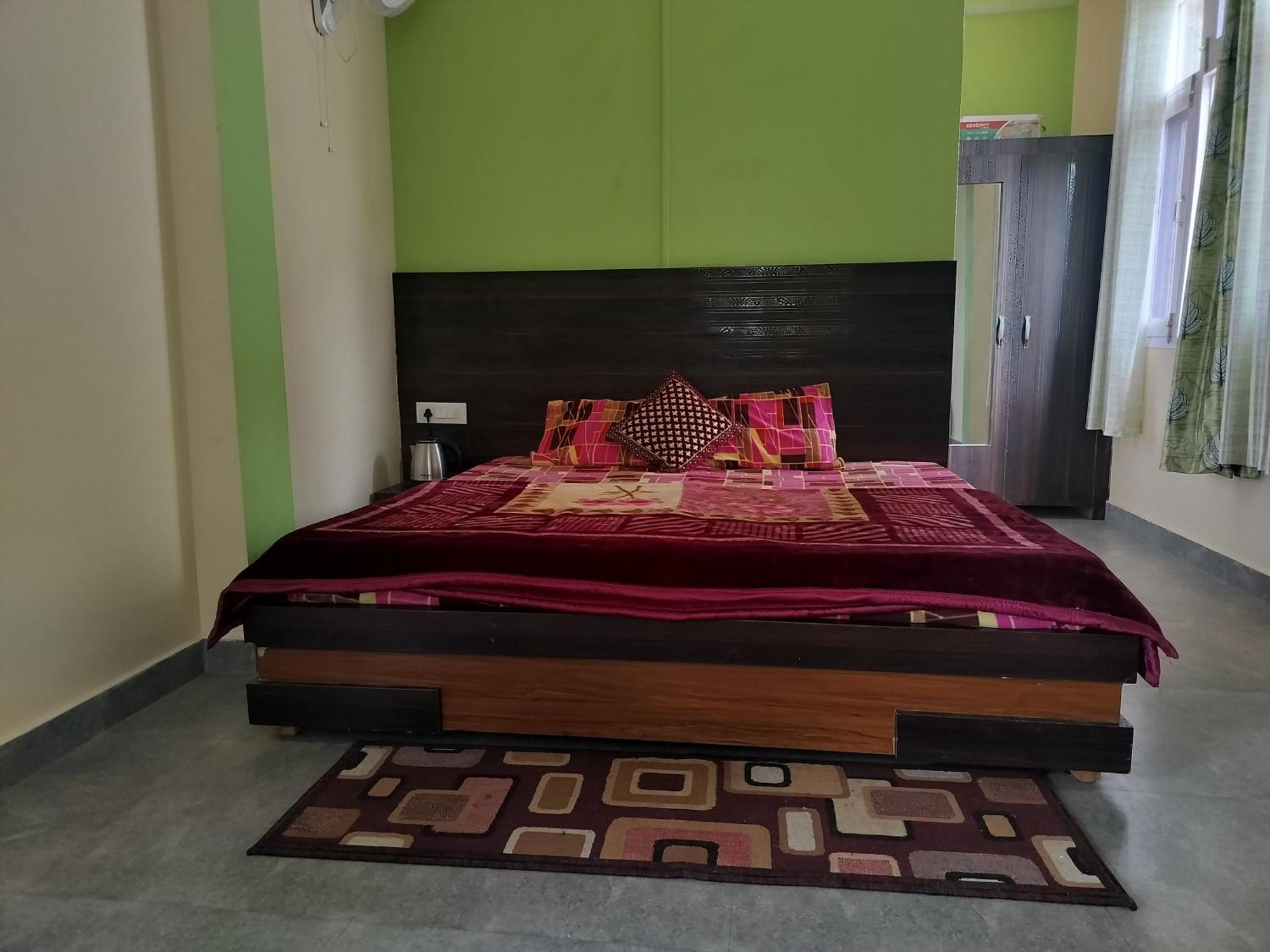 Tree Valley Homestay Chail Exterior foto